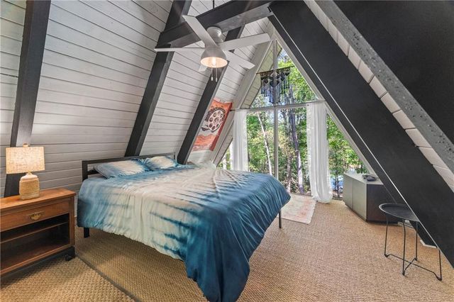 1047 Tranquility Lane, Hartwell, GA 30643