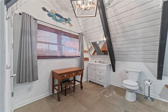 1047 Tranquility Lane, Hartwell, GA 30643