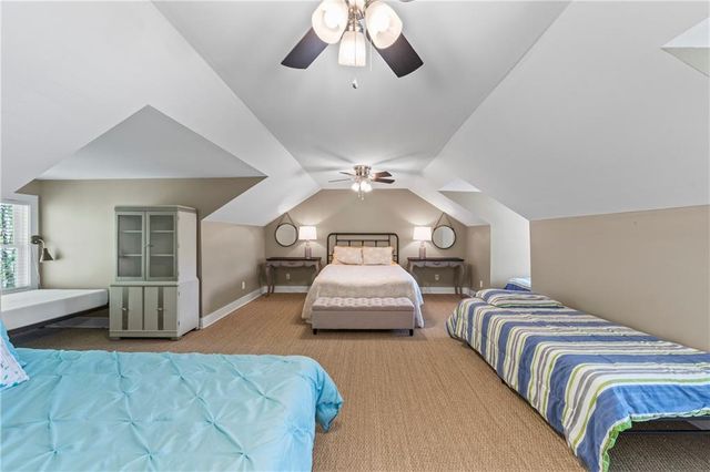 1047 Tranquility Lane, Hartwell, GA 30643