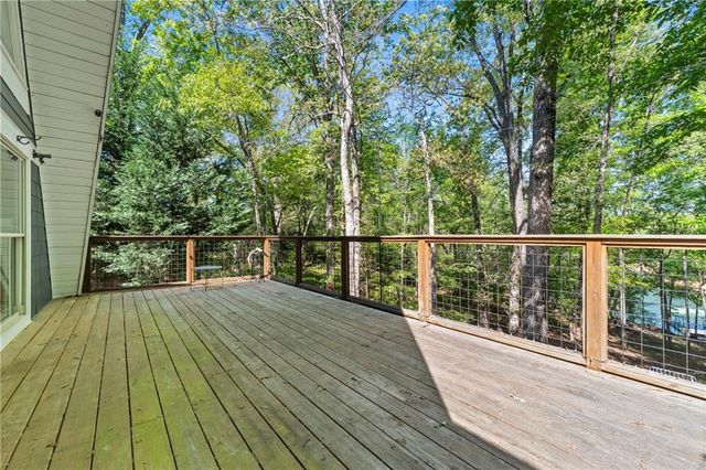 1047 Tranquility Lane, Hartwell, GA 30643