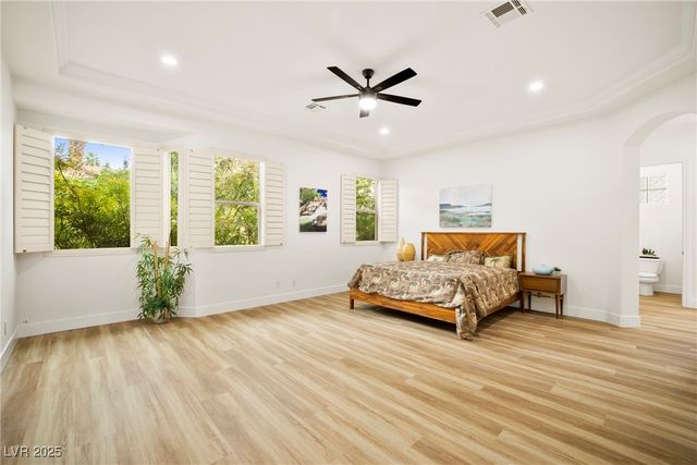 211 Viewmont Drive, Henderson, NV 89015