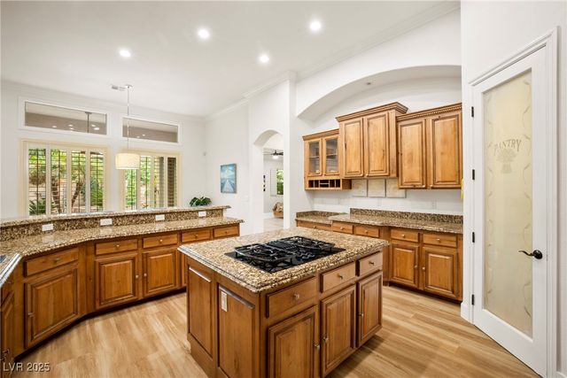 211 Viewmont Drive, Henderson, NV 89015