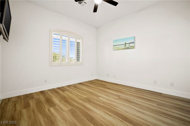 211 Viewmont Drive, Henderson, NV 89015