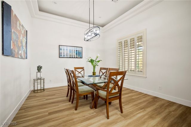 211 Viewmont Drive, Henderson, NV 89015