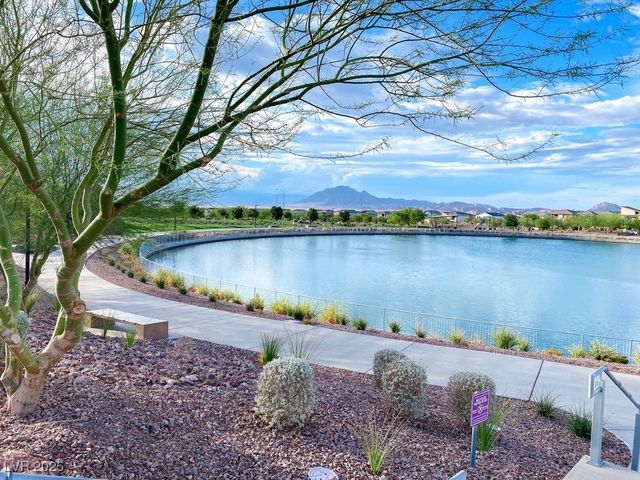 211 Viewmont Drive, Henderson, NV 89015