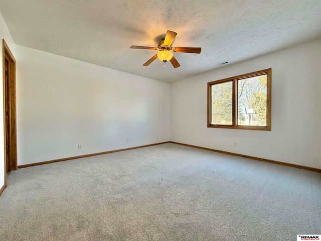 2232 Marigold Circle, Lincoln, NE 68521