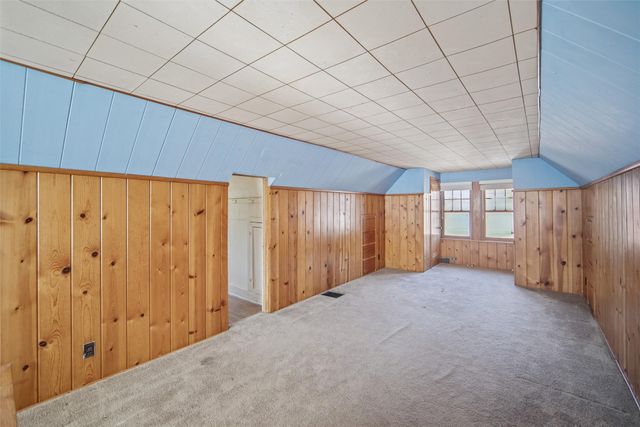 3215 44th Street, Des Moines, IA 50310