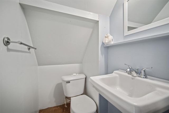 3215 44th Street, Des Moines, IA 50310