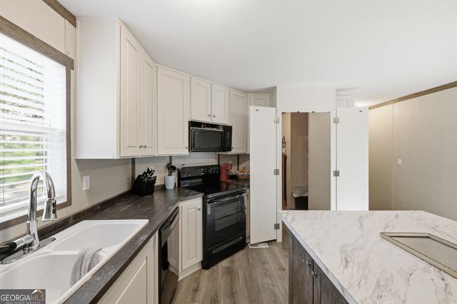 739 Ridgeview Drive, Lavonia, GA 30553