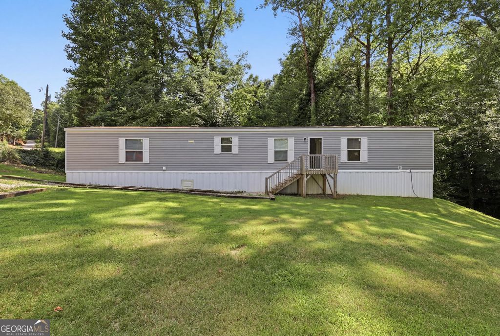 739 Ridgeview Drive, Lavonia, GA 30553 — photo 2