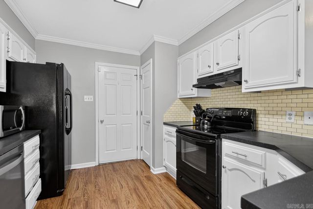 27 Oak Ridge Drive, Maumelle, AR 72113
