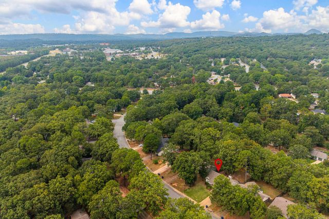 27 Oak Ridge Drive, Maumelle, AR 72113