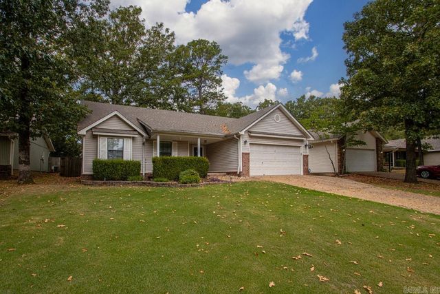 27 Oak Ridge Drive, Maumelle, AR 72113