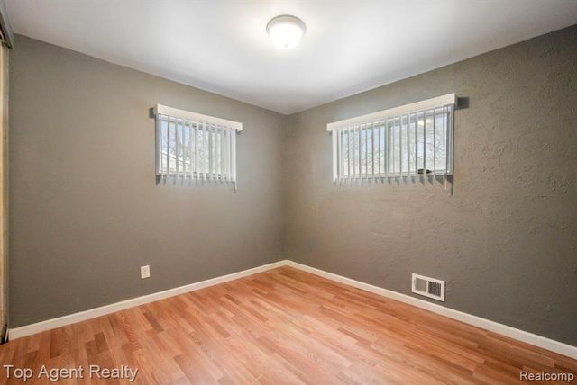 520 Linda Vista Drive, Pontiac, MI 48342