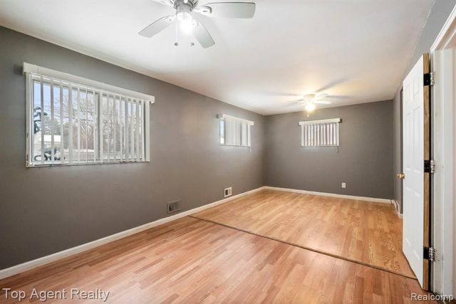 520 Linda Vista Drive, Pontiac, MI 48342