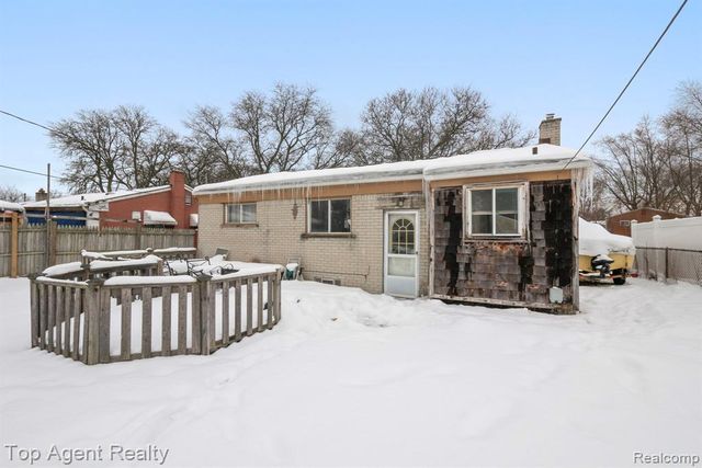 520 Linda Vista Drive, Pontiac, MI 48342