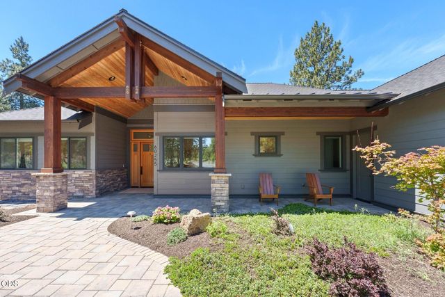 60255 Sunset View Drive, Bend, OR 97702
