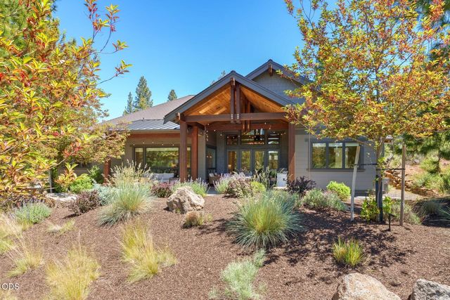 60255 Sunset View Drive, Bend, OR 97702