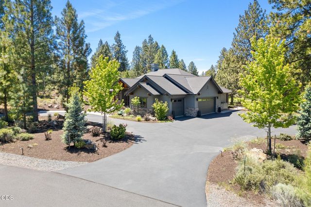 60255 Sunset View Drive, Bend, OR 97702