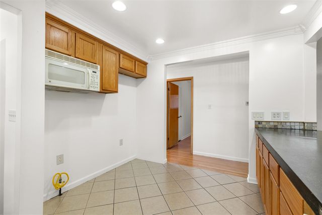 17448 Veronica Avenue, Eastpointe, MI 48021