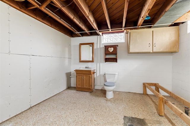 17448 Veronica Avenue, Eastpointe, MI 48021