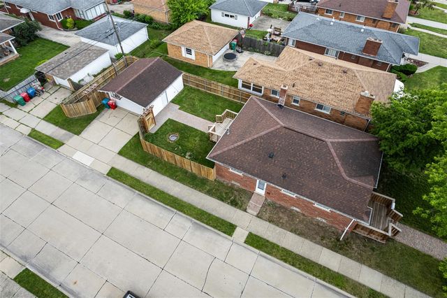17448 Veronica Avenue, Eastpointe, MI 48021