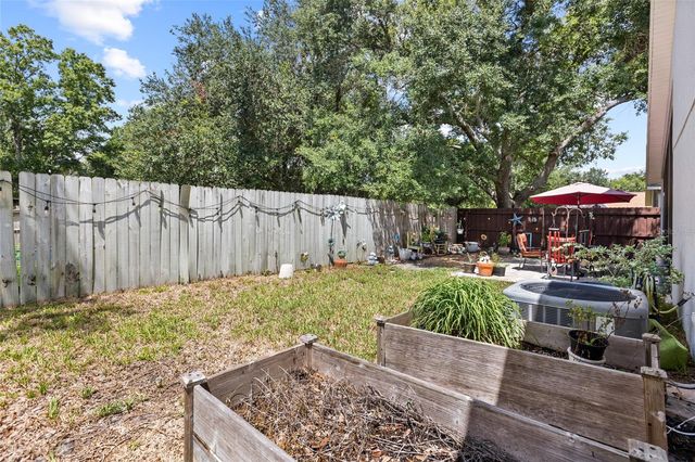 614 SOMERSTONE DRIVE, Valrico, FL 33594