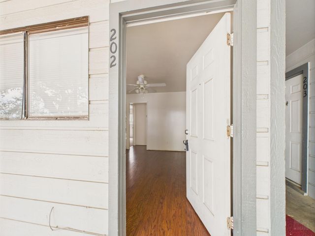 803 W 28th ST 202, Austin, TX 78705