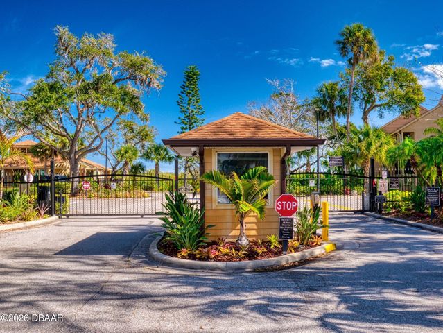 1401 S Palmetto Ave Apt 302, Daytona Beach, FL 32114