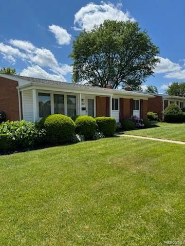 36411 Roycroft Street, Livonia, MI 48154