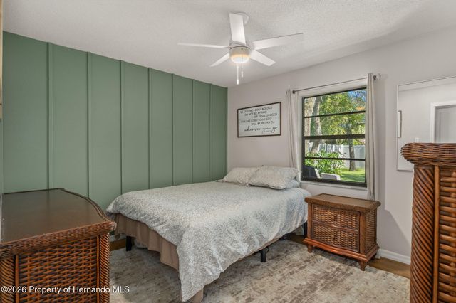 5525 Applegate Drive, Spring Hill, FL 34606
