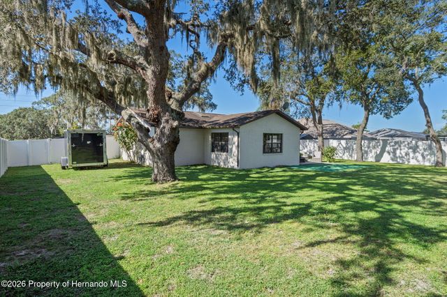 5525 Applegate Drive, Spring Hill, FL 34606