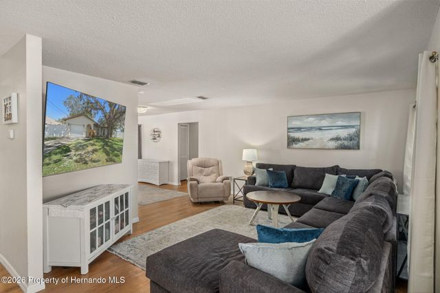 5525 Applegate Drive, Spring Hill, FL 34606
