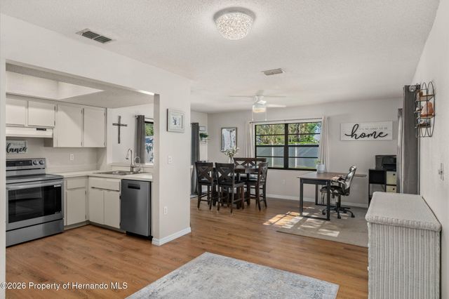 5525 Applegate Drive, Spring Hill, FL 34606