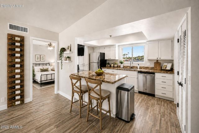 3031 N CIVIC CENTER Plaza 311, Scottsdale, AZ 85251