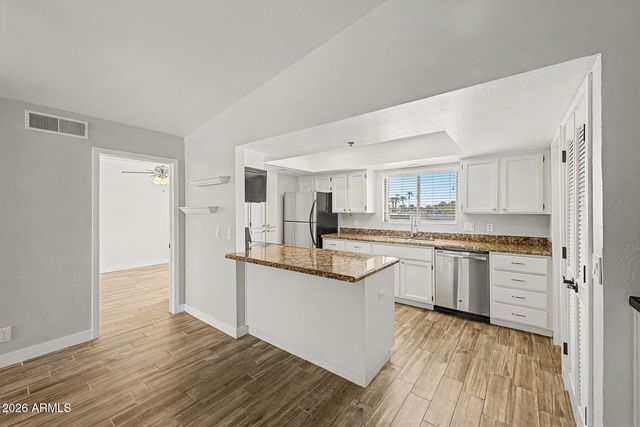 3031 N CIVIC CENTER Plaza 311, Scottsdale, AZ 85251
