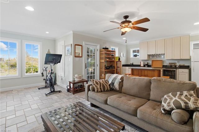 4019 Rugosa Rose CT, Norfolk, VA 23518