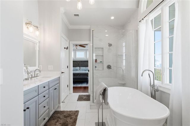 4019 Rugosa Rose CT, Norfolk, VA 23518