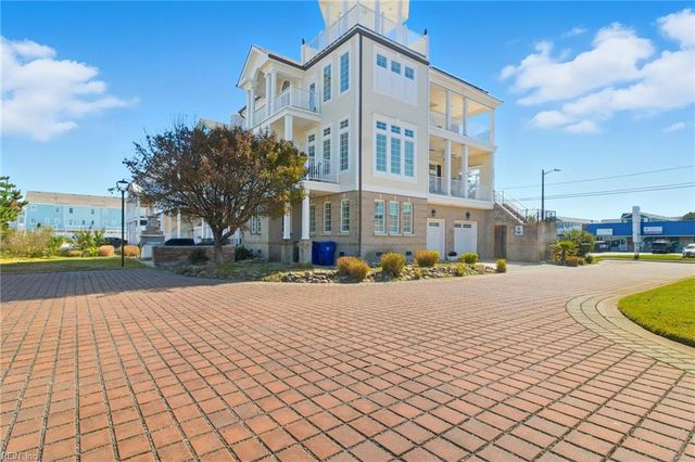 4019 Rugosa Rose CT, Norfolk, VA 23518