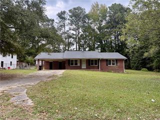 419 Lockridge Lane, Lawrenceville, GA 30046