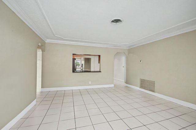 71 18th Avenue S, Lake Worth Beach, FL 33460