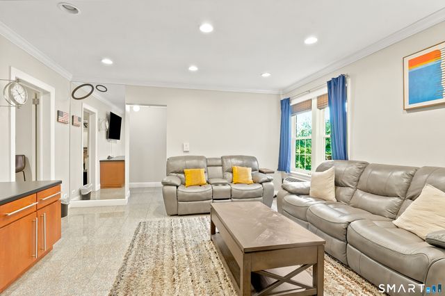 833 Summer Street 2E, Stamford, CT 06905