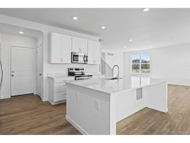 10231 Tucson St, Commerce City, CO 80022