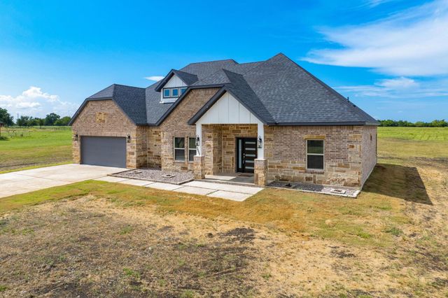3055 County Road 4301, Greenville, TX 75401
