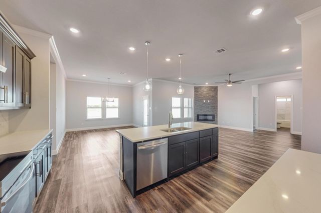 3055 County Road 4301, Greenville, TX 75401