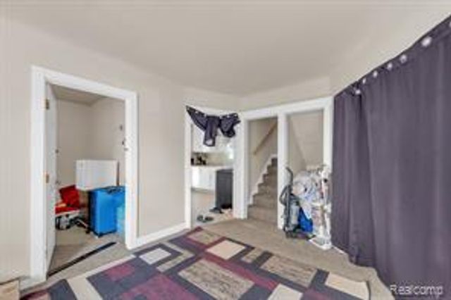 2124 Halleck Street, Hamtramck, MI 48212