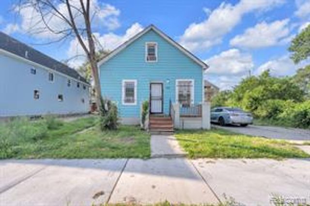 2124 Halleck Street, Hamtramck, MI 48212