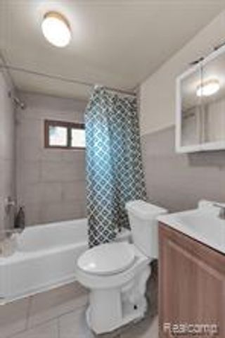 2124 Halleck Street, Hamtramck, MI 48212