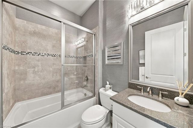 9392 Terresina DR, Naples, FL 34119