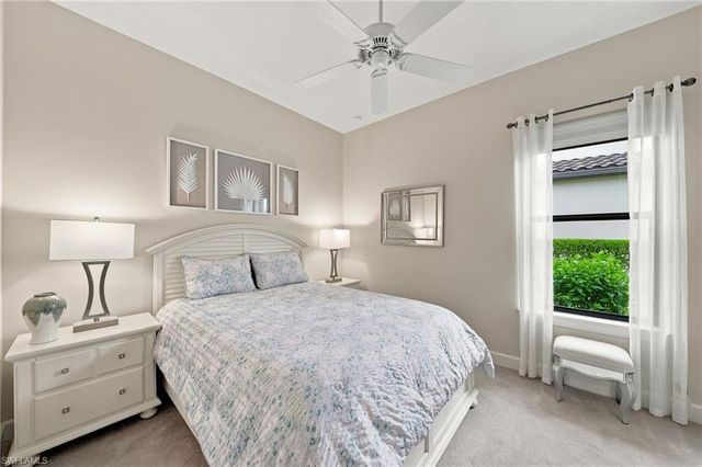 9392 Terresina DR, Naples, FL 34119